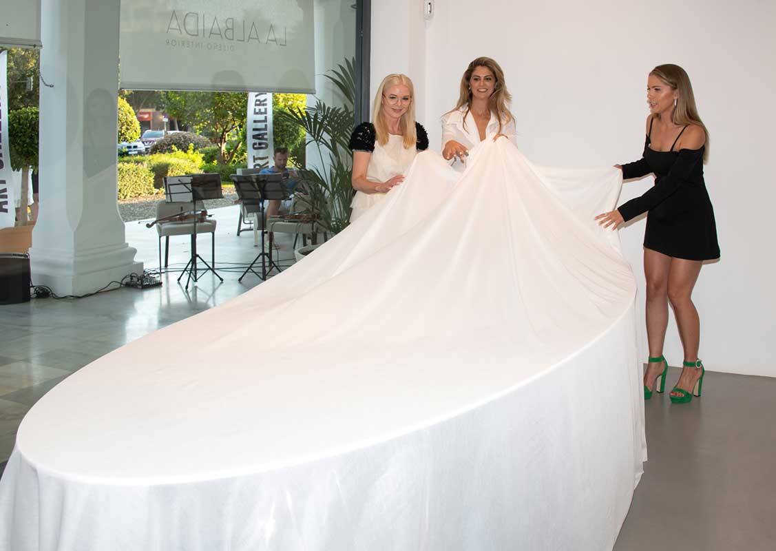 Swarovski diamond table Grand Opening in Marbella at Sholeh Abghari art gallery marbella 2022